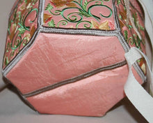 Load image into Gallery viewer, Daffodil Back Pack
